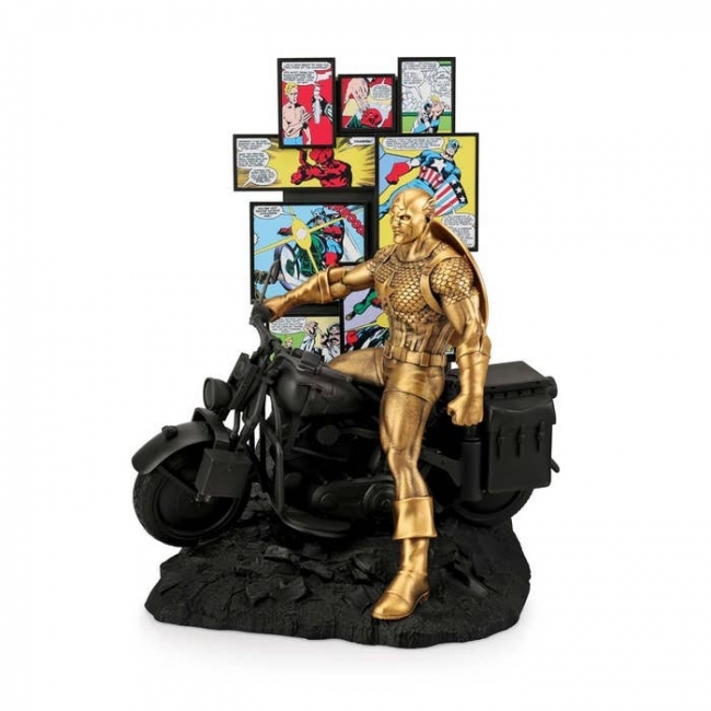 Drag image to spin Limited Edition Origins Gilt Captain America